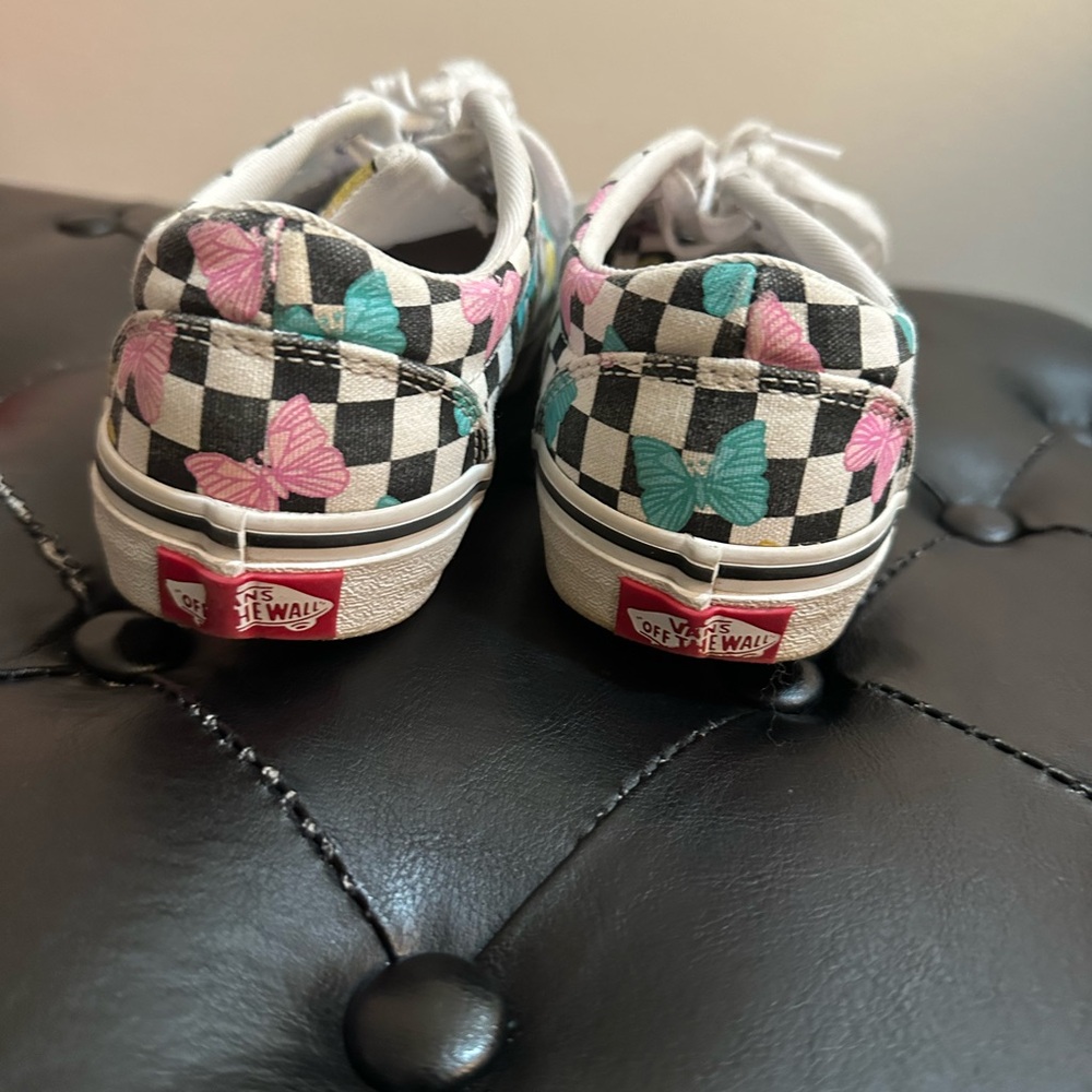 Girl Vans - Size 3 - Picture 4 of 6